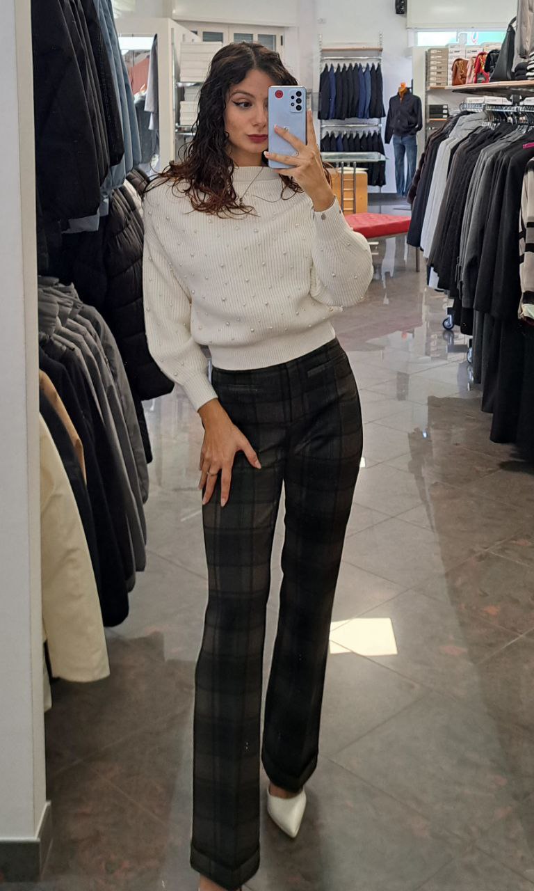 KOCCA Maglioncino con Scollo a Barca e Perline