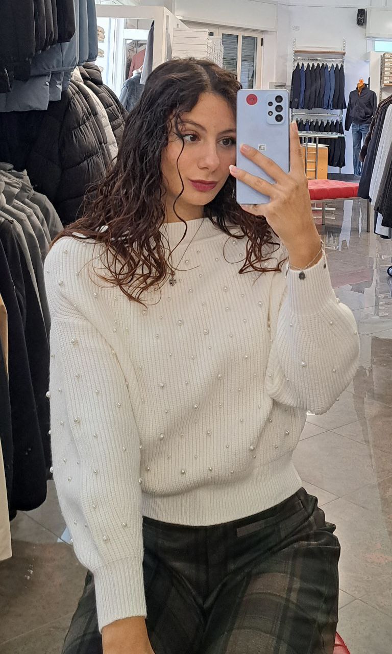 KOCCA Maglioncino con Scollo a Barca e Perline