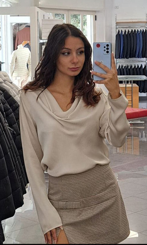 KOCCA Blusa con Collo Drappeggiato