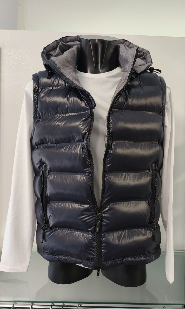 YES ZEE Smanicato con Cappuccio